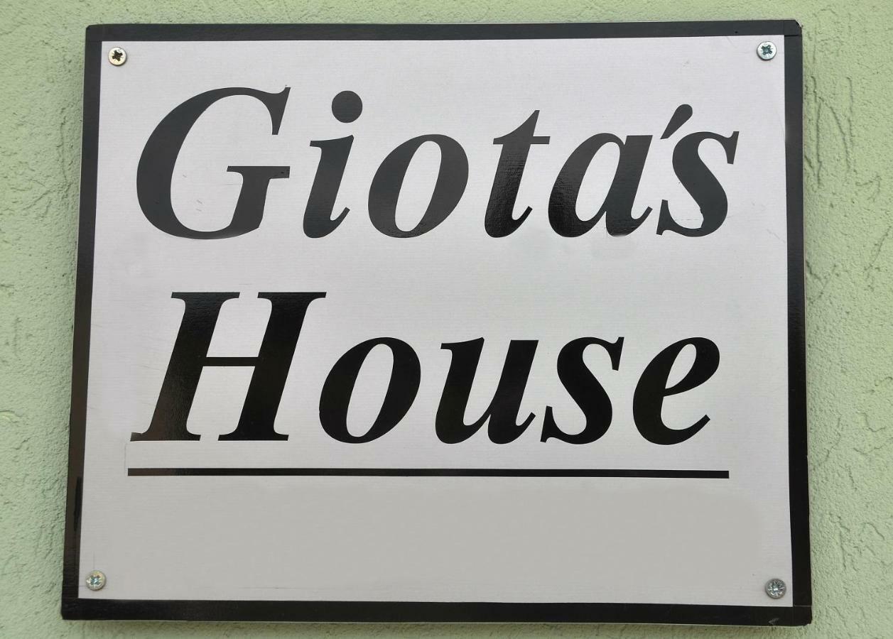 Appartamento Giota'S House Kalambaka Esterno foto